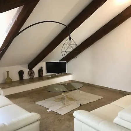 Appartement Piazza Castello 1