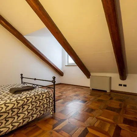 Appartement Piazza Castello 1 *
